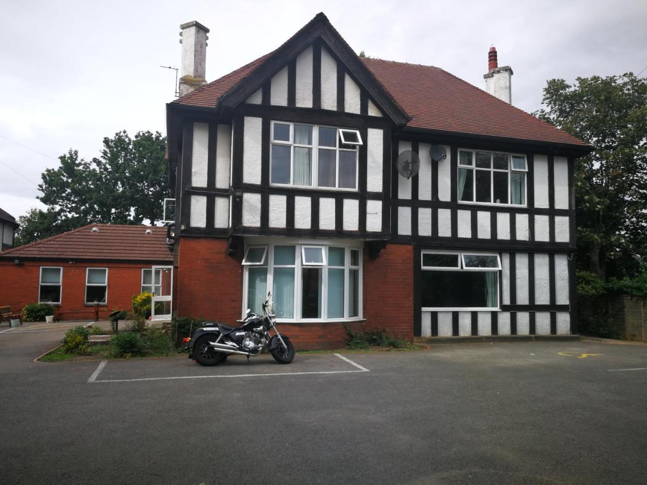 Abbey Lodge Selby Exterior photo